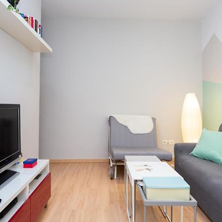 Amparo Apartment Madrid Bagian luar foto