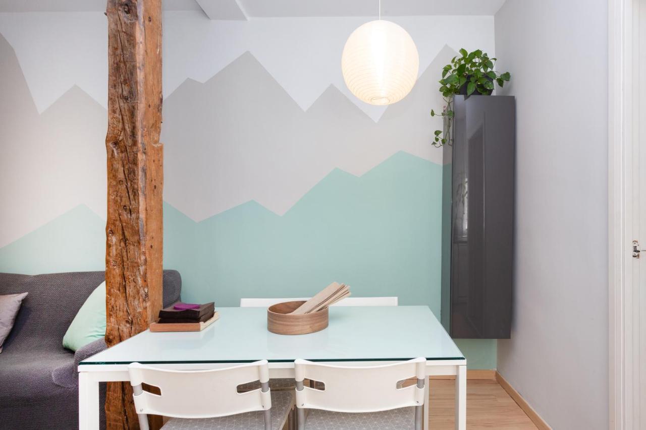 Amparo Apartment Madrid Bagian luar foto