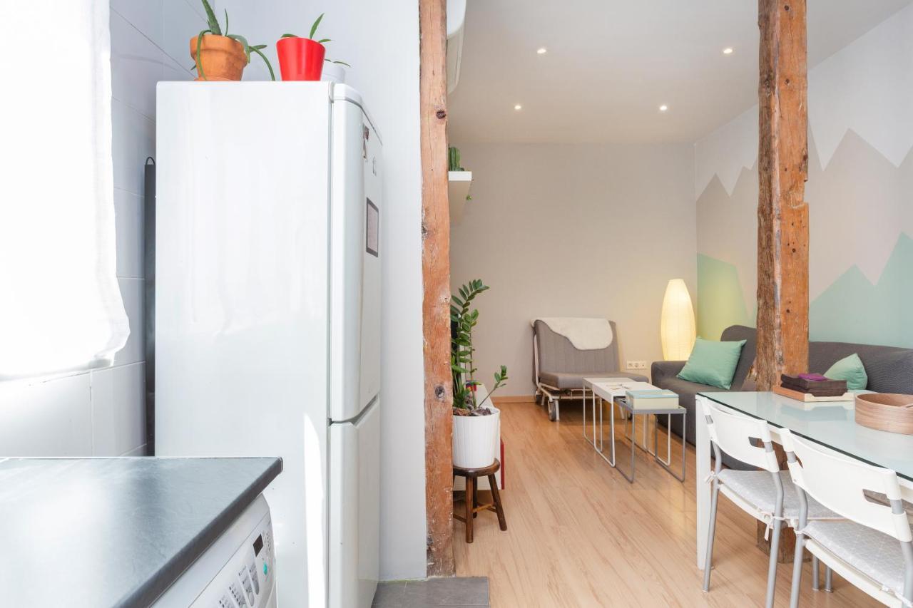 Amparo Apartment Madrid Bagian luar foto