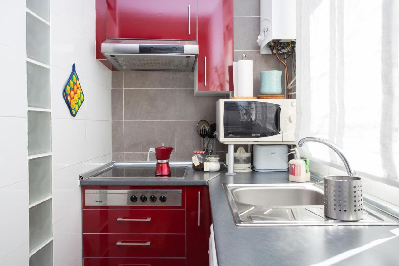 Amparo Apartment Madrid Bagian luar foto