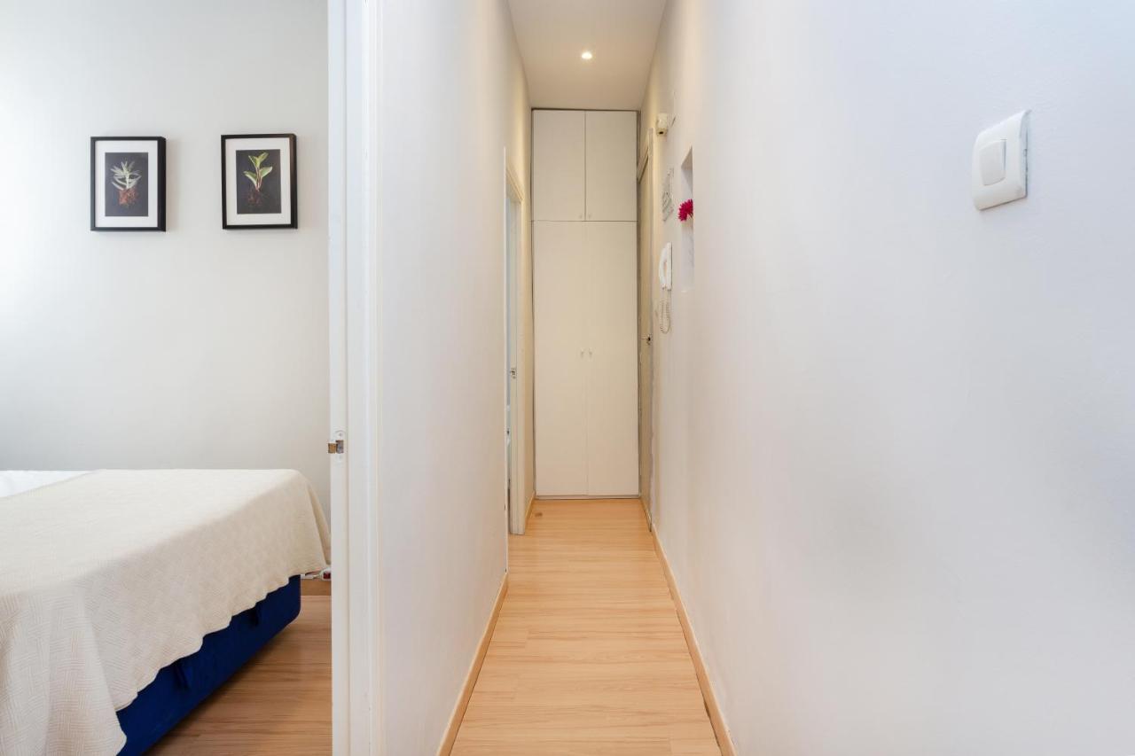 Amparo Apartment Madrid Bagian luar foto